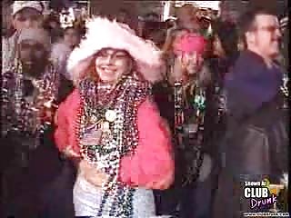 Порно інцест сиськи, миготливий Марді Гра порнографія в офісі