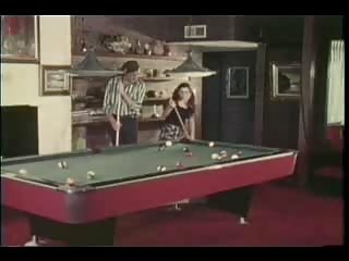 За з'їв м'яч солодка попка порно онлайн